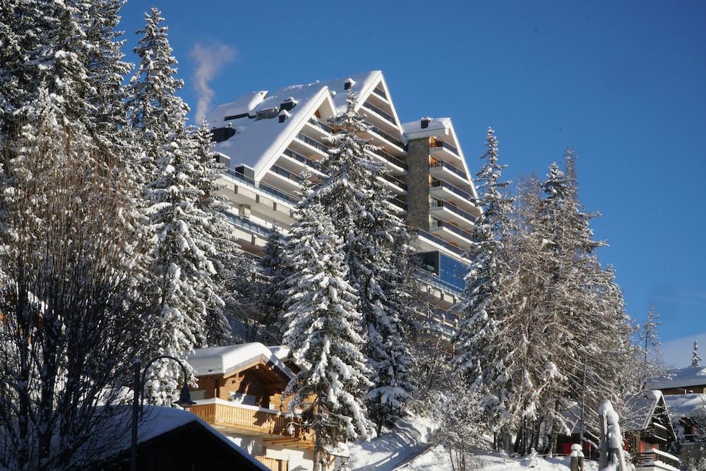 Crans Ambassador Hotel Exterior foto